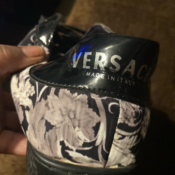 Versace Black and White Floral Sneakers - Picture 15 of 16